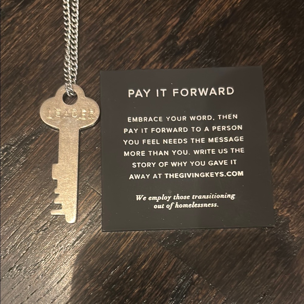 The Giving Keys Silver Key Necklace Leader 10$